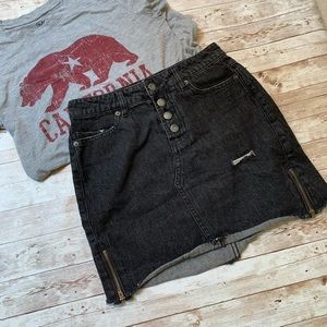 💕 3/$15 Bongo Mini Skirt